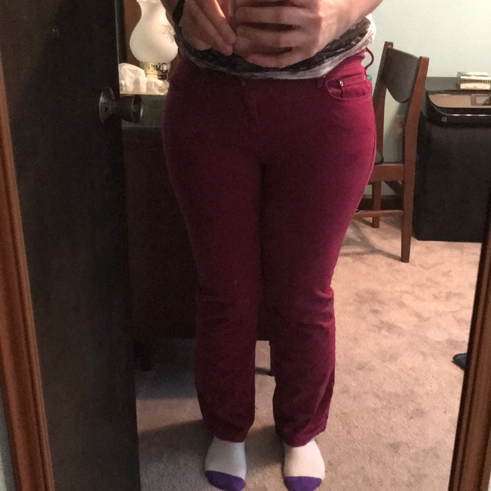 Levi’s raspberry straight leg jeans